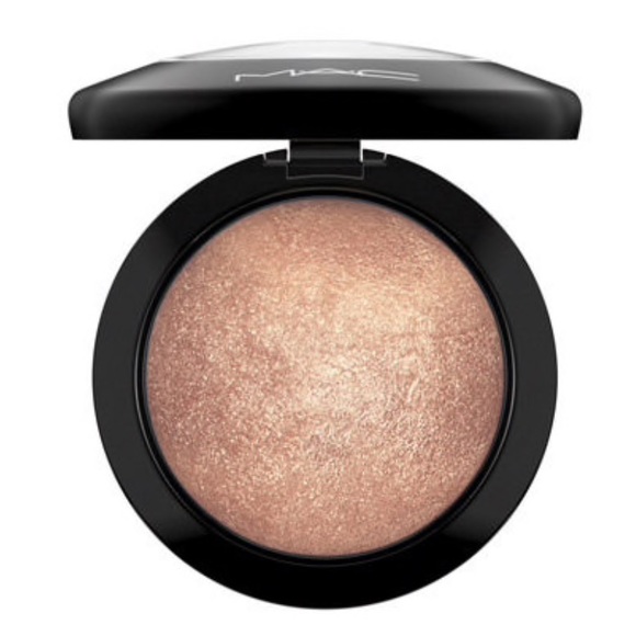 NWT MAC Cosmetics Global Glow Mineralize Skinfinis - Picture 1 of 8